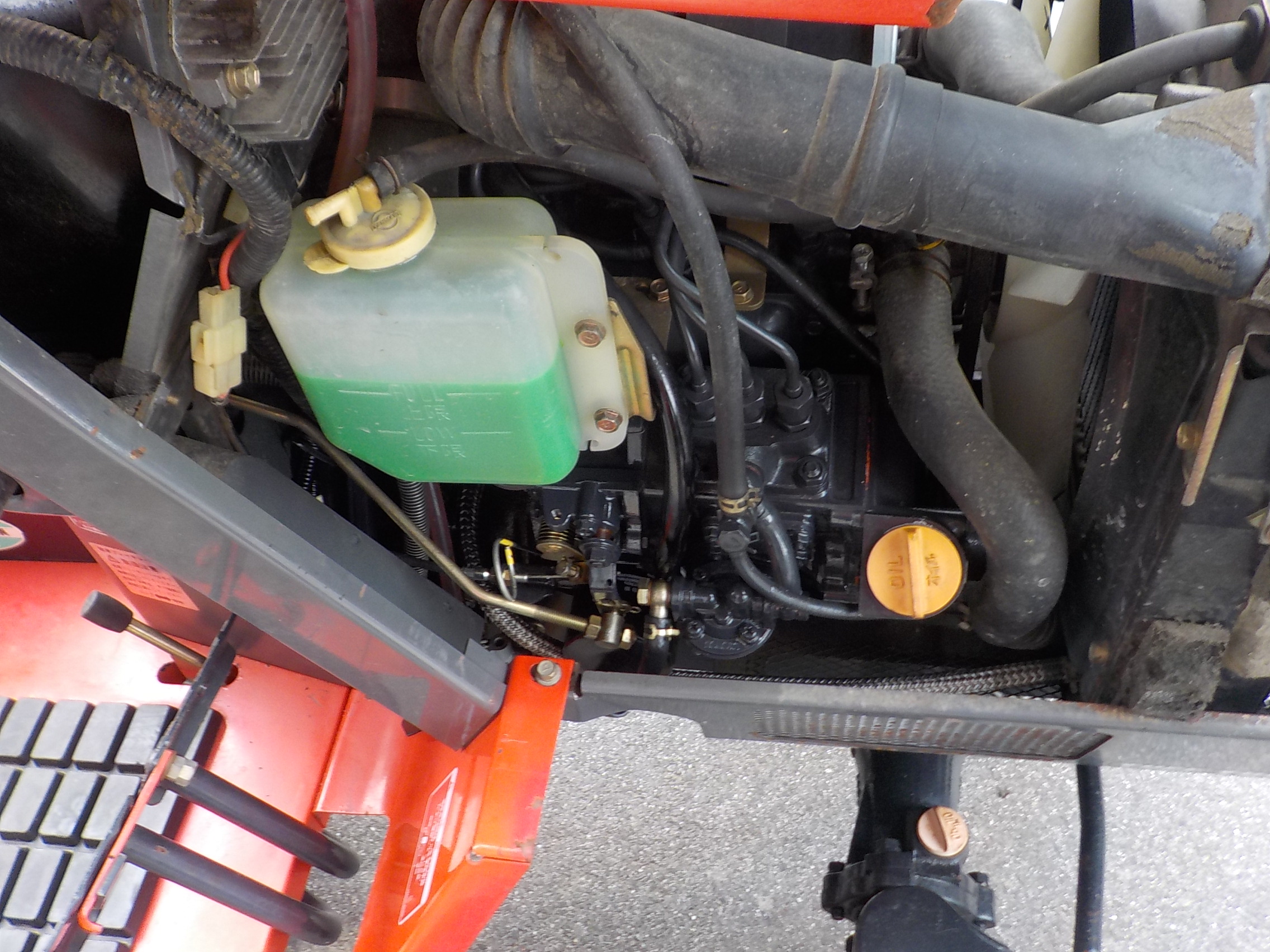 ヤンマー トラクター Ke-3DRSA1200A 13.5PS 使用時間250h 4WD