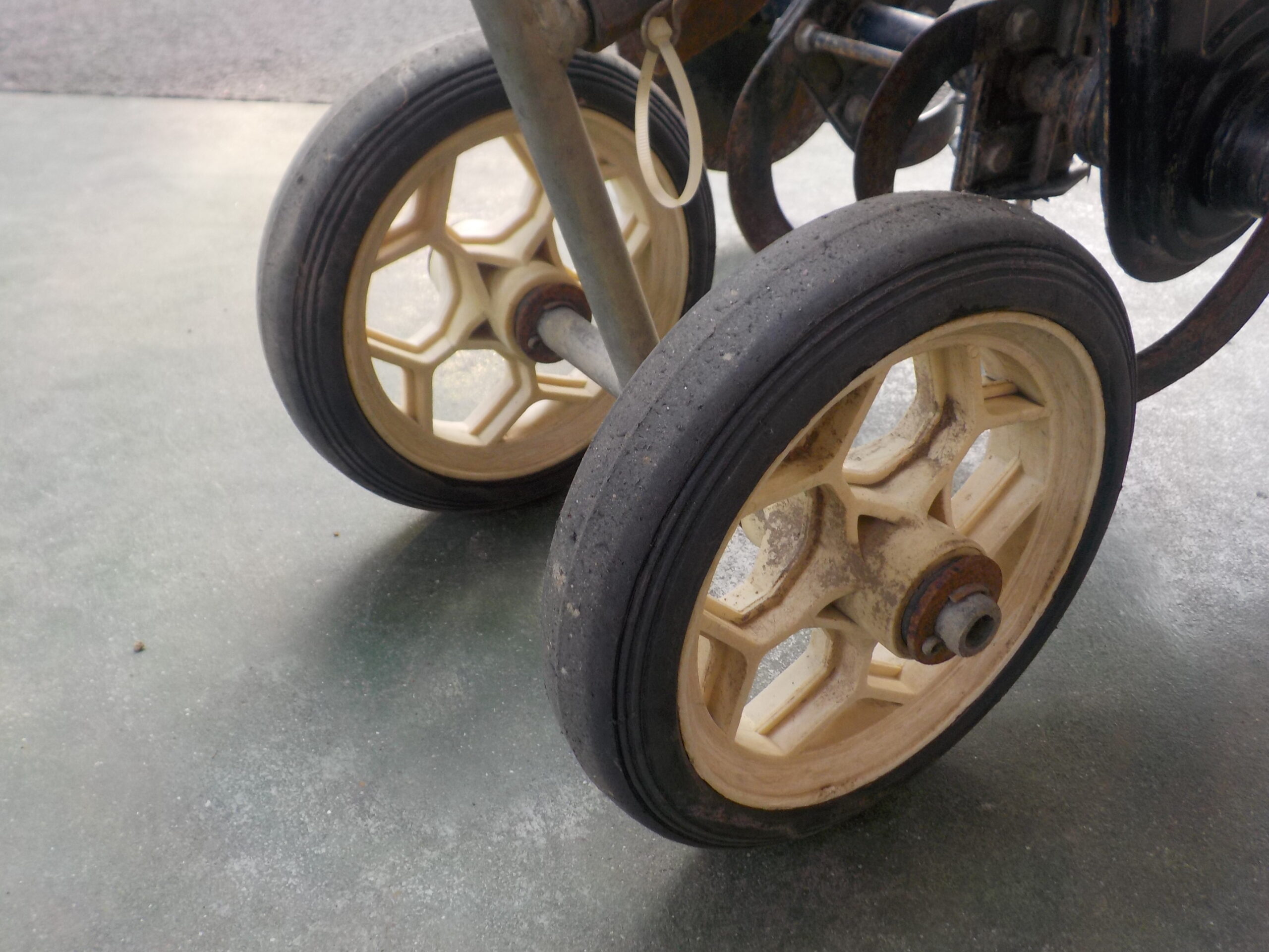 ヤンマー 管理機 QT30 2.7ps 作業幅55cm ガソリン 車軸耕